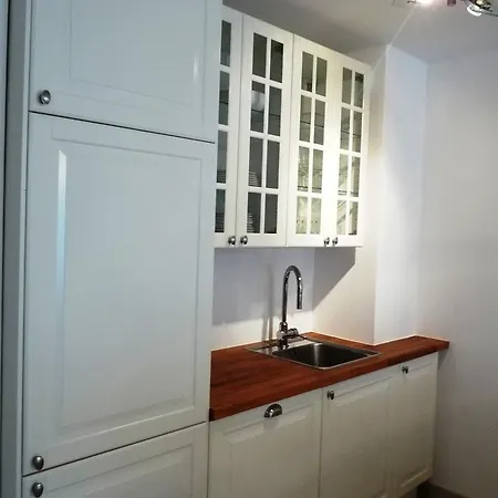Apartment Elegant Two Bedroom With Modern Design And Terrace Close To Beaches And Center 546 *