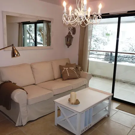 Apartment Elegant Two Bedroom With Modern Design And Terrace Close To Beaches And Center 546 *
